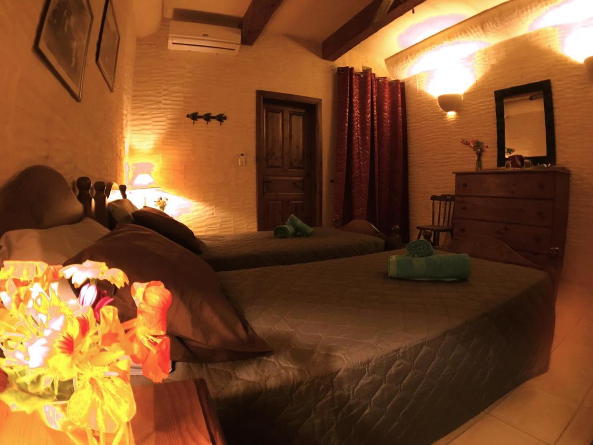 Ad Hoc B&B Il-Pergla Esterno foto